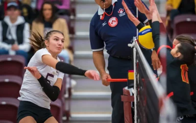 Griffins women’s volleyball now 3-1; split weekend matches