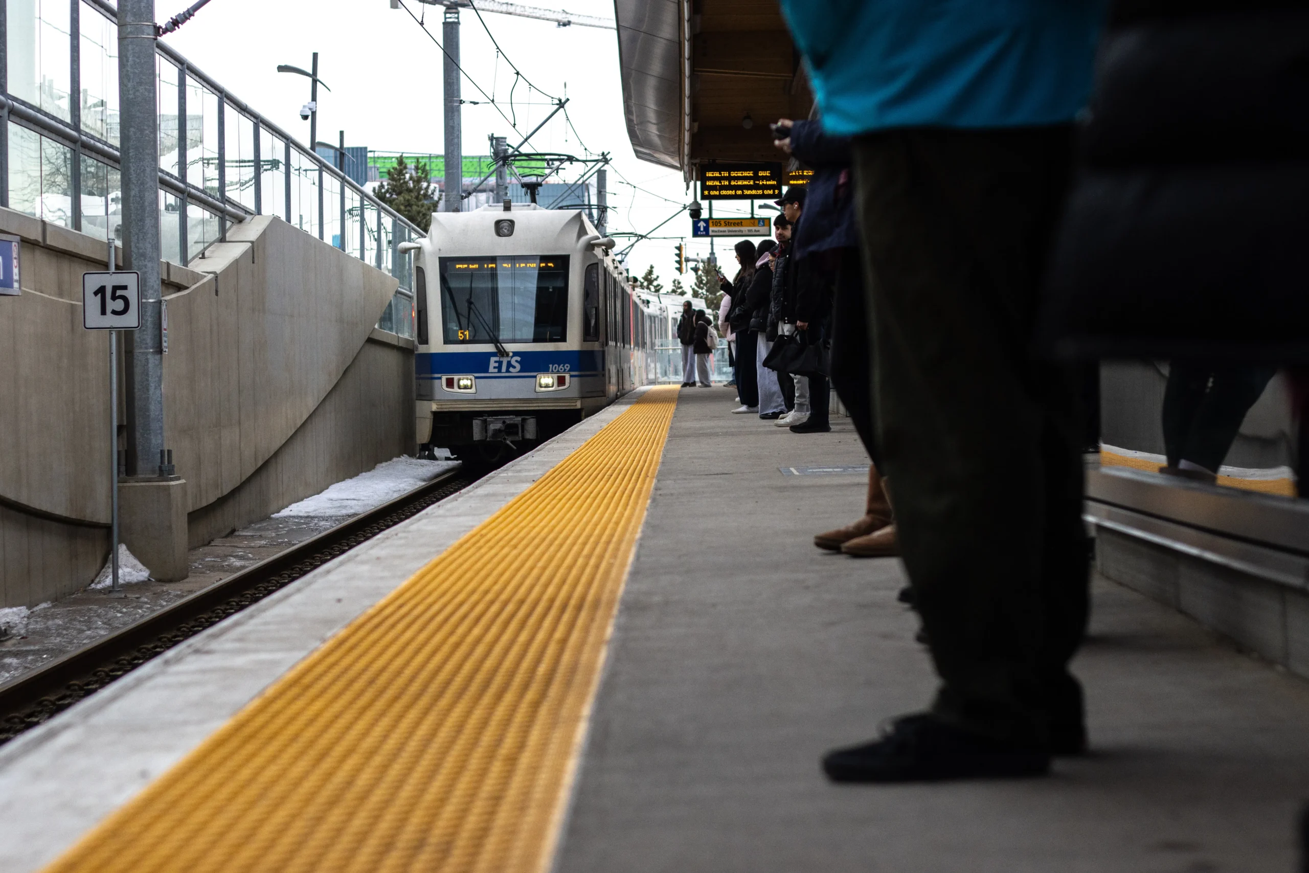 City announces 30 more peace officers to patrol Edmonton buses, LRTs, and transit centres by July